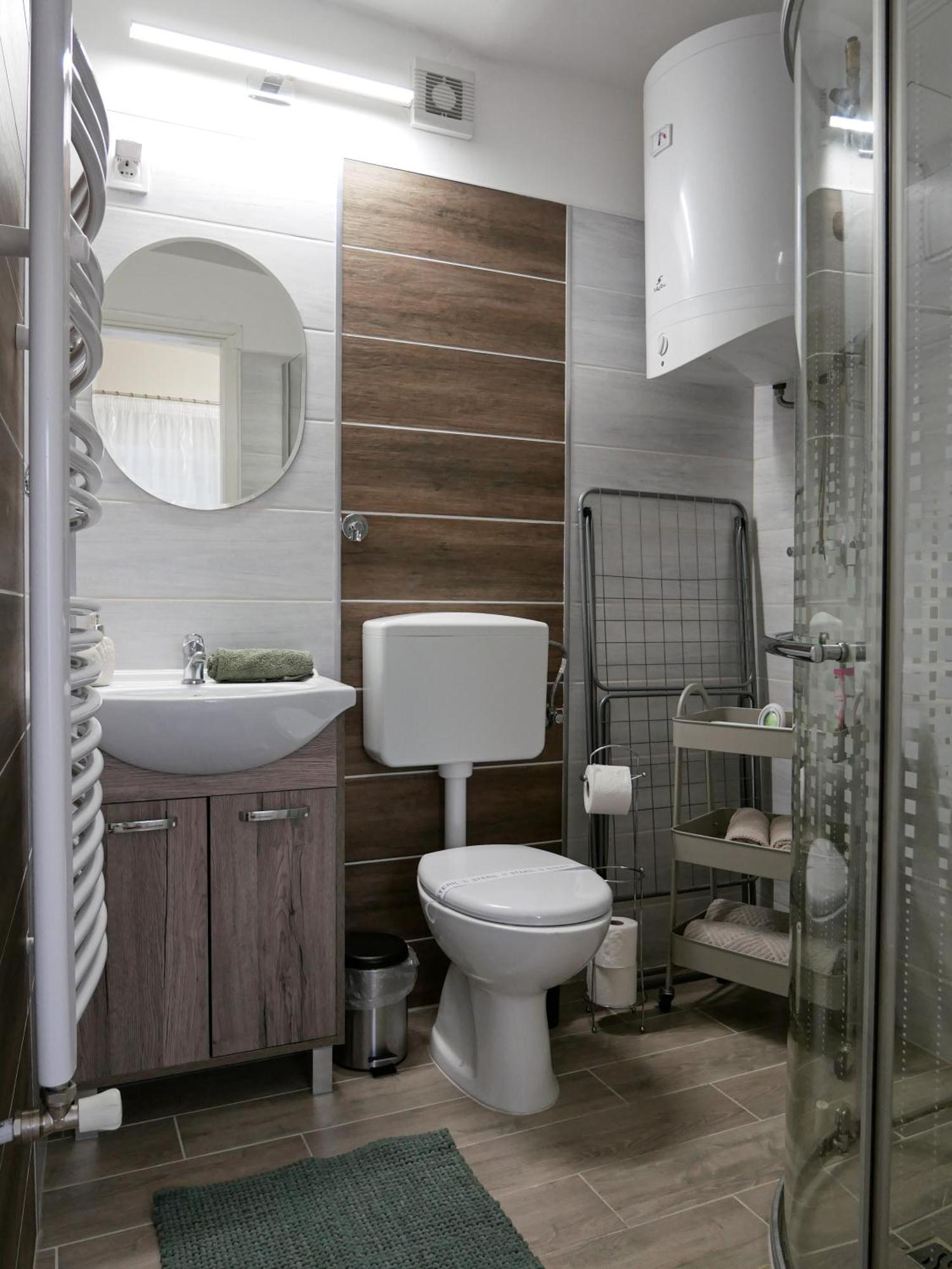Várfal apartman Eger Habitación foto